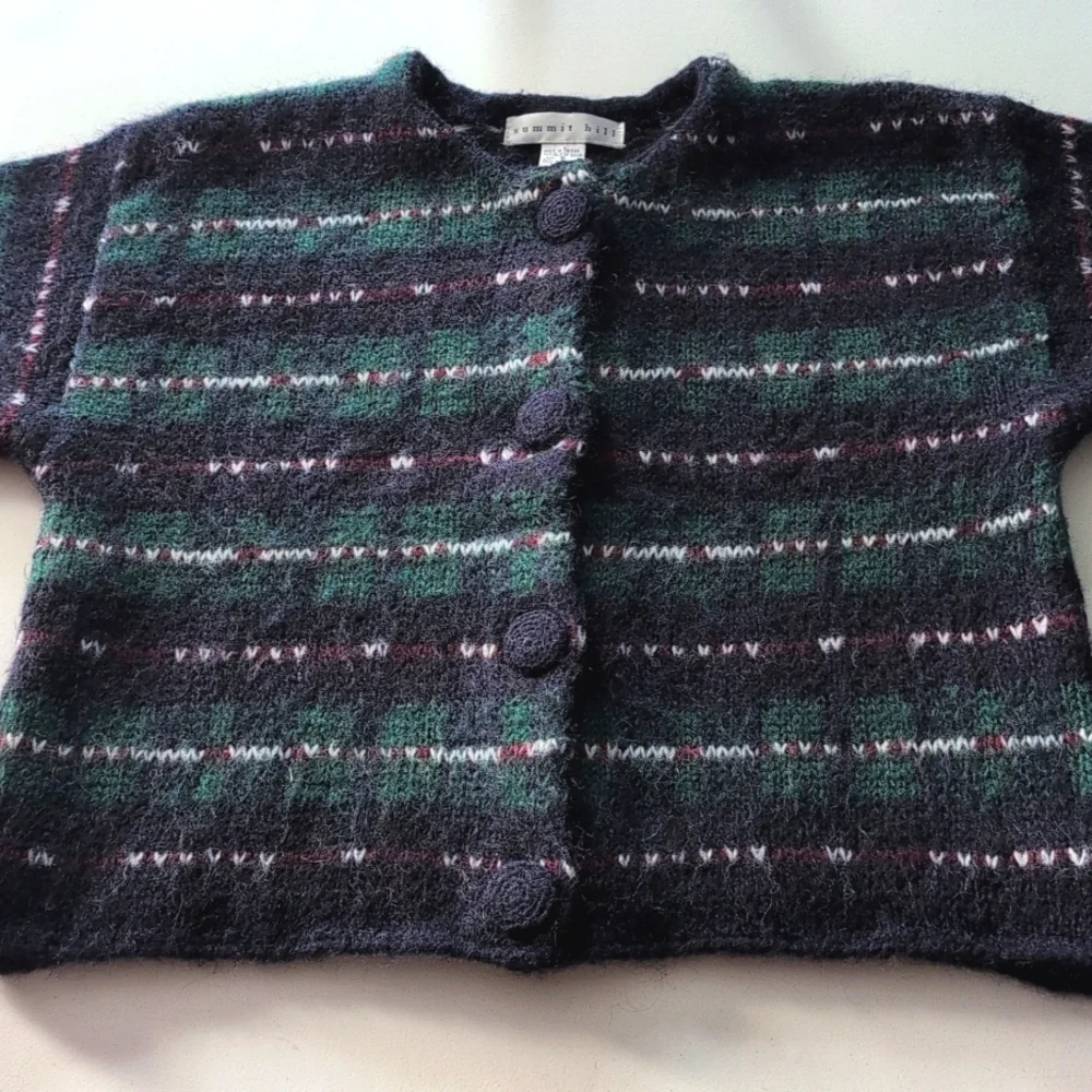 Vintage Summit Hill mohair blend boxy oversized cardigan w big buttons. Small